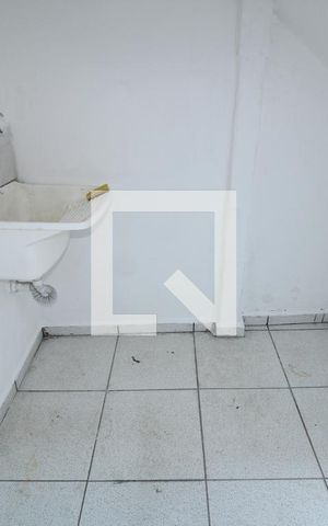 Casa para alugar com 60m², 1 quarto e sem vagaÁrea de Serviço