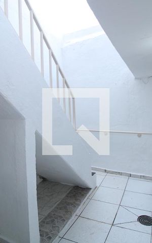 Casa para alugar com 60m², 1 quarto e sem vagaQuintal