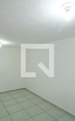 Casa para alugar com 60m², 1 quarto e sem vagaSuíte