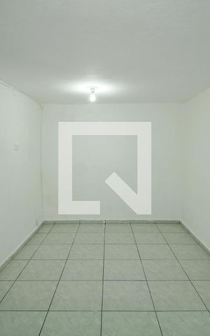 Casa para alugar com 60m², 1 quarto e sem vagaSuíte