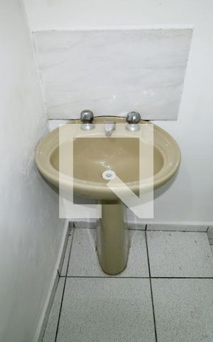 Casa para alugar com 60m², 1 quarto e sem vagaBanheiro da Suíte