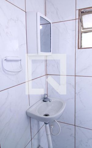 Casa à venda com 60m², 1 quarto e sem vagaBanheiro