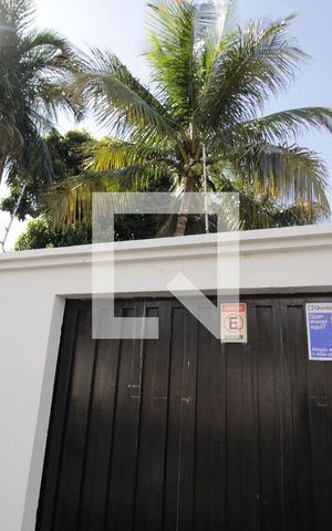 Casa para alugar com 139m², 2 quartos e 4 vagasFachada