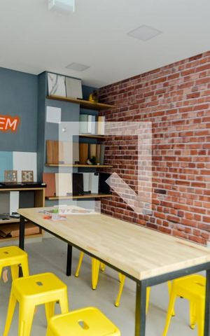 Apartamento à venda com 36m², 2 quartos e sem vagaÁrea comum