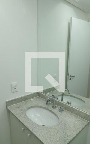 Apartamento à venda com 30m², 1 quarto e sem vagaBanheiro da Suíte