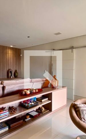 Casa à venda com 434m², 5 quartos e 4 vagas Casa à venda com 434m², 5 quartos e 4 vagasSala 1