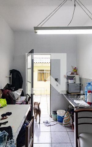 Casa à venda com 100m², 4 quartos e 1 vaga Casa à venda com 100m², 4 quartos e 1 vagaCozinha da Casa 2