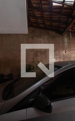 Casa à venda com 101m², 4 quartos e 2 vagas Casa à venda com 101m², 4 quartos e 2 vagasGaragem