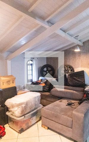 Casa de condomínio à venda com 400m², 4 quartos e 4 vagas Casa de condomínio à venda com 400m², 4 quartos e 4 vagasQuarto 4