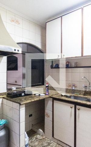 Casa de condomínio à venda com 400m², 4 quartos e 4 vagas Casa de condomínio à venda com 400m², 4 quartos e 4 vagasCozinha