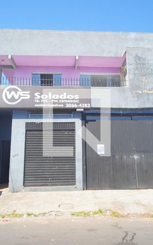 Casa à venda com 370m², 2 quartos e sem vaga Casa à venda com 370m², 2 quartos e sem vagaFachada
