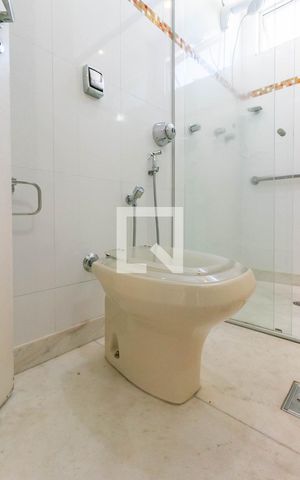 Apartamento à venda com 190m², 3 quartos e 2 vagasBanheiroBanheiro
