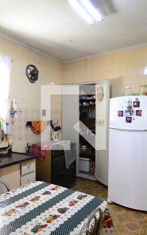 Casa à venda com 200m², 3 quartos e 2 vagasCozinha
