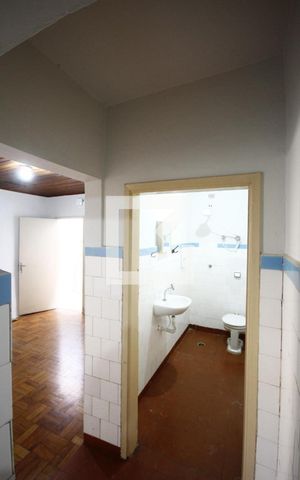Casa à venda com 200m², 3 quartos e 2 vagasCorredor Casa2