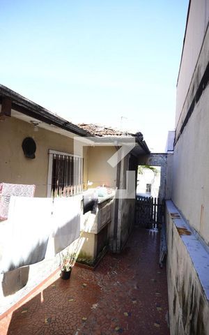 Casa à venda com 200m², 3 quartos e 2 vagasQuintal