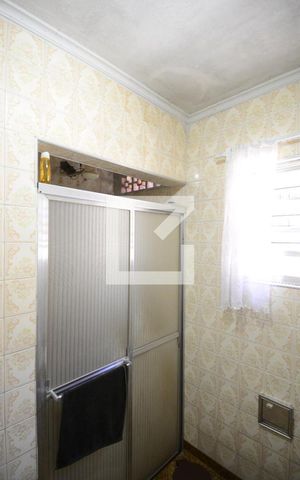 Casa à venda com 200m², 3 quartos e 2 vagasBanheiro