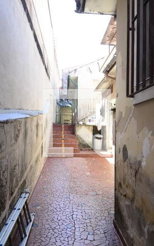 Casa à venda com 200m², 3 quartos e 2 vagasQuintal