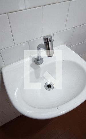Casa à venda com 200m², 3 quartos e 2 vagasBanheiro Casa2