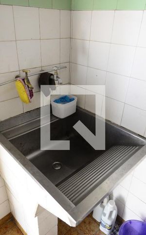Casa à venda com 200m², 3 quartos e 2 vagasÁrea de Serviço
