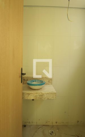 Apartamento à venda com 82m², 2 quartos e 1 vagaLavabo