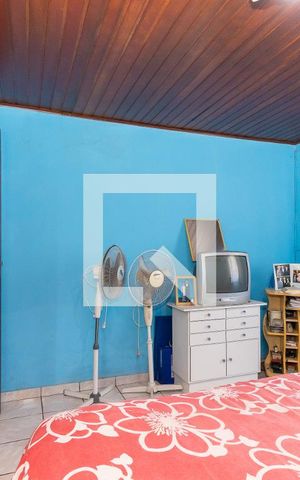 Casa à venda com 70m², 2 quartos e 2 vagas Casa à venda com 70m², 2 quartos e 2 vagasQuarto 1