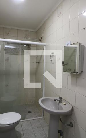 Apartamento para alugar com 55m², 2 quartos e sem vagaBanheiro