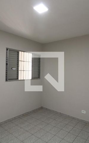 Apartamento para alugar com 55m², 2 quartos e sem vagaQuarto