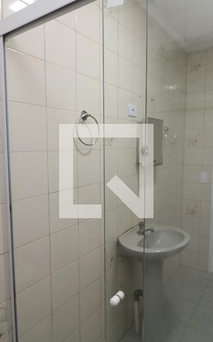 Apartamento para alugar com 55m², 2 quartos e sem vagaBanheiro