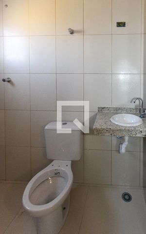 Casa de condomínio à venda com 112m², 2 quartos e 2 vagas Casa de condomínio à venda com 112m², 2 quartos e 2 vagasBanheiro da Suite