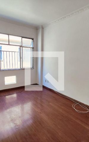 Apartamento à venda com 70m², 2 quartos e 1 vaga Apartamento à venda com 70m², 2 quartos e 1 vagaSala