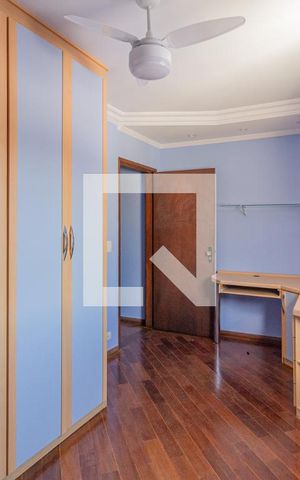 Casa para alugar com 250m², 3 quartos e 2 vagas Casa para alugar com 250m², 3 quartos e 2 vagasQuarto 2