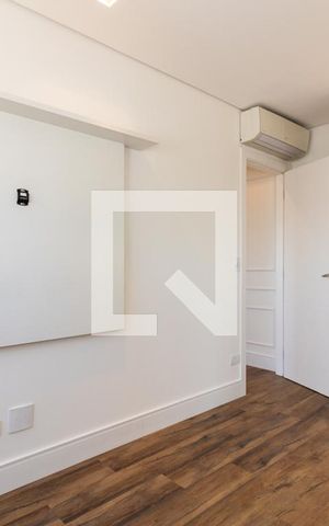 Apartamento à venda com 63m², 2 quartos e 2 vagas Apartamento à venda com 63m², 2 quartos e 2 vagasSuíte