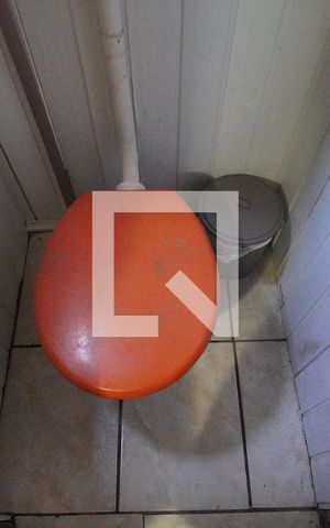 Casa à venda com 120m², 3 quartos e 2 vagas Casa à venda com 120m², 3 quartos e 2 vagasLavabo