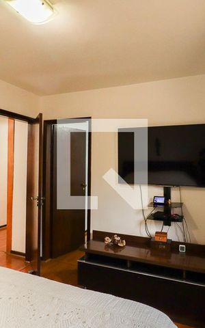 Casa à venda com 780m², 5 quartos e 4 vagasSuíte 