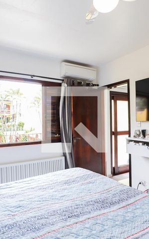 Casa à venda com 780m², 5 quartos e 4 vagasSuíte  - Casa 2