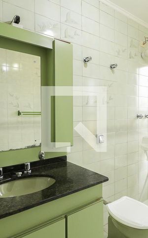 Casa à venda com 780m², 5 quartos e 4 vagasBanheiro Social