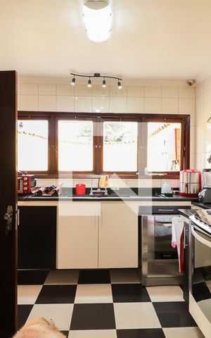 Casa à venda com 780m², 5 quartos e 4 vagasCozinha