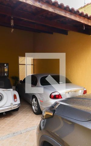 Casa à venda com 780m², 5 quartos e 4 vagasGaragem
