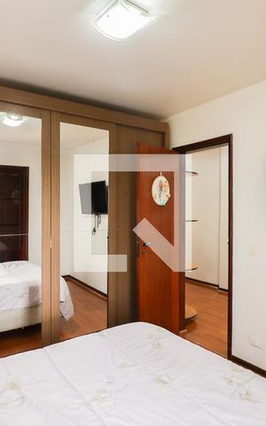 Casa à venda com 780m², 5 quartos e 4 vagasQuarto 2