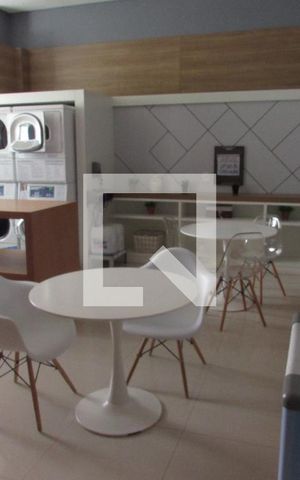 Apartamento para alugar com 38m², 1 quarto e 1 vagaÁrea comum 