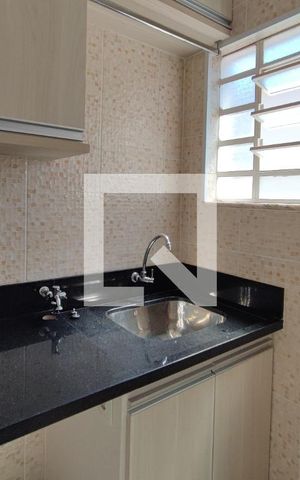 Apartamento à venda com 70m², 3 quartos e 1 vagaÁrea de Serviço