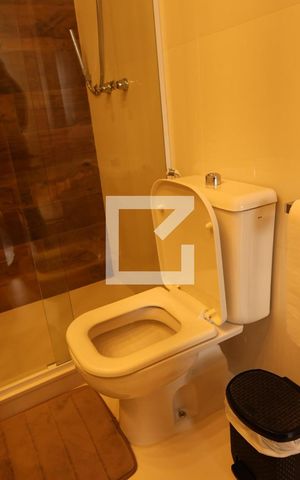 Casa à venda com 296m², 4 quartos e 3 vagas Casa à venda com 296m², 4 quartos e 3 vagasBanheiro da Suíte 2