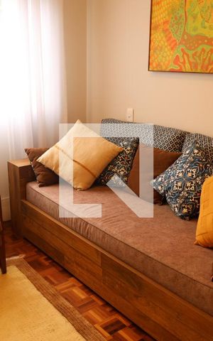 Casa à venda com 296m², 4 quartos e 3 vagas Casa à venda com 296m², 4 quartos e 3 vagasSuite 2