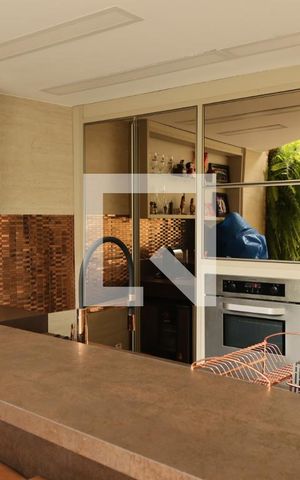 Casa à venda com 296m², 4 quartos e 3 vagas Casa à venda com 296m², 4 quartos e 3 vagasChurrasqueira