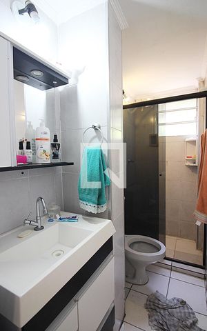 Apartamento à venda com 57m², 2 quartos e 1 vagaBanheiro Social