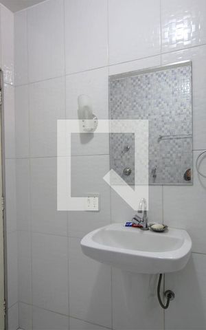 Apartamento à venda com 220m², 4 quartos e 2 vagasBanheiro