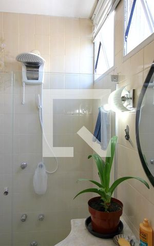 Apartamento à venda com 220m², 4 quartos e 2 vagasBanheiro da Suíte