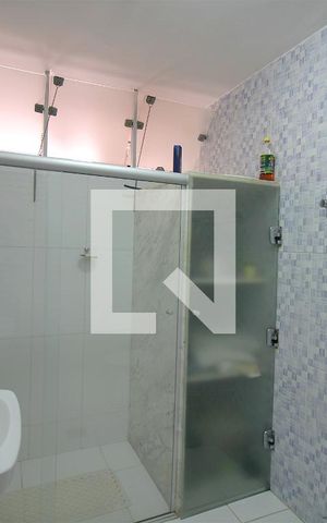 Apartamento à venda com 220m², 4 quartos e 2 vagasBanheiro