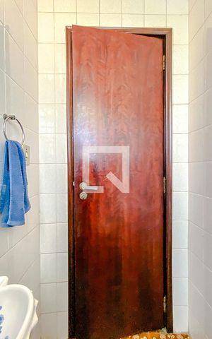 Casa à venda com 186m², 4 quartos e 2 vagasLavabo