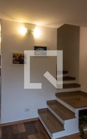 Casa à venda com 109m², 3 quartos e 1 vaga Casa à venda com 109m², 3 quartos e 1 vagaSala